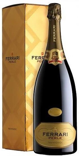 Игристое вино "Ferrari Perle" 0.75л 