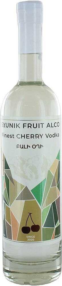 Cherry vodka "Syunik Fruit Alco" 0.5l
