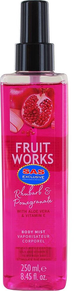 Body spray "Grace Cole Fruit Works Rhubarb & Pomegranate" 250ml
