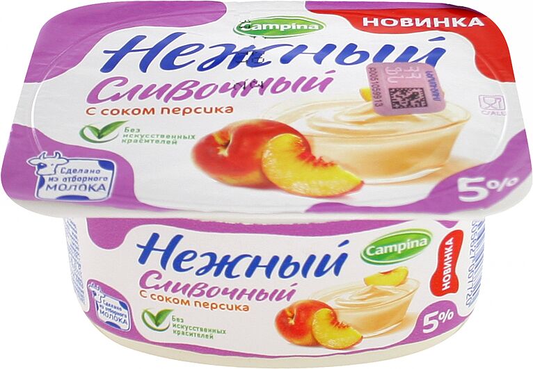 Yoghurt cream with peach juice 
