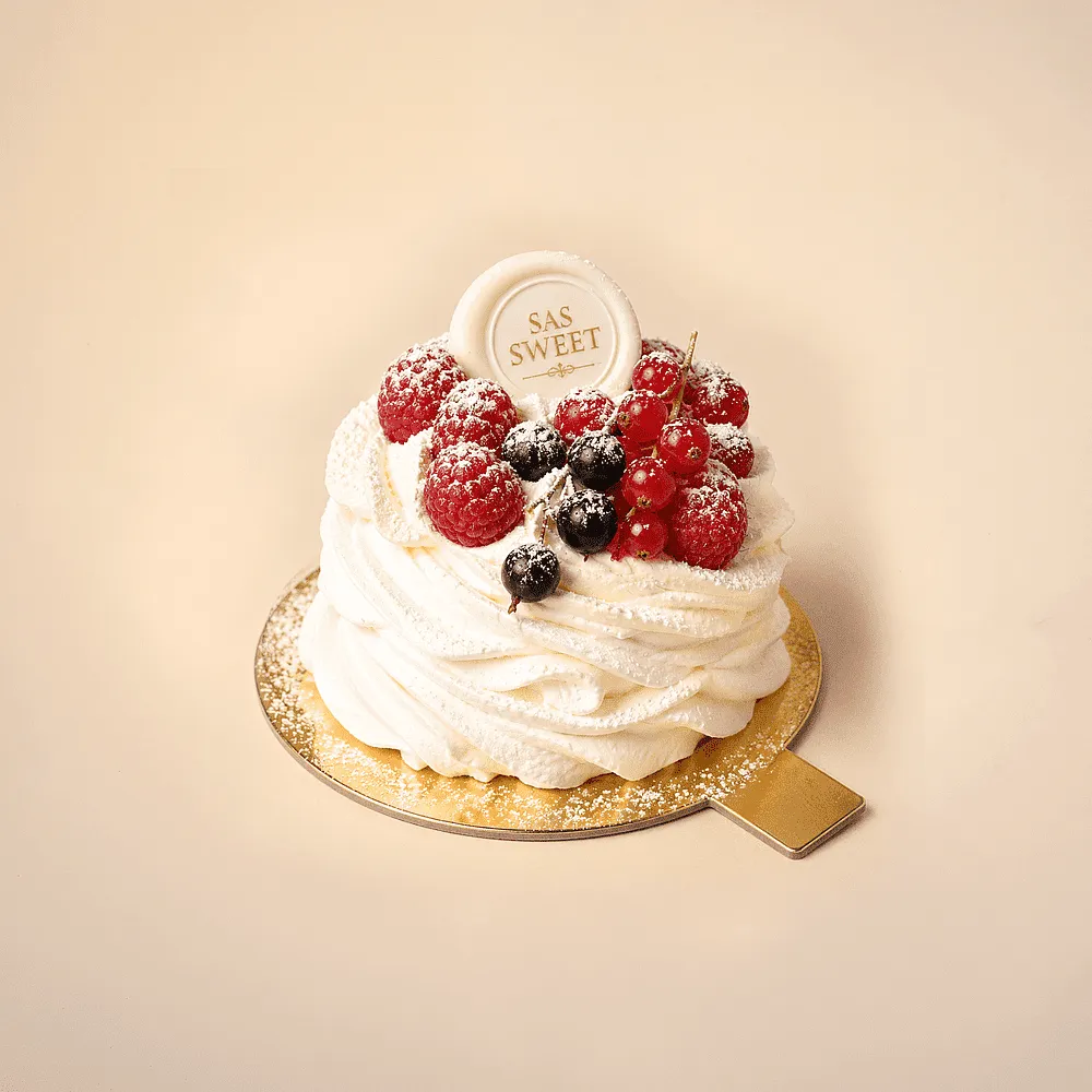 Dessert  "SAS Sweet Pavlova" 