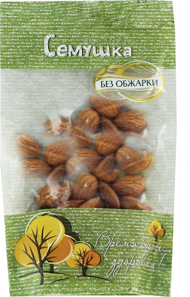 Dried almonds 