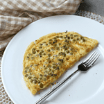 Omelette with green peas