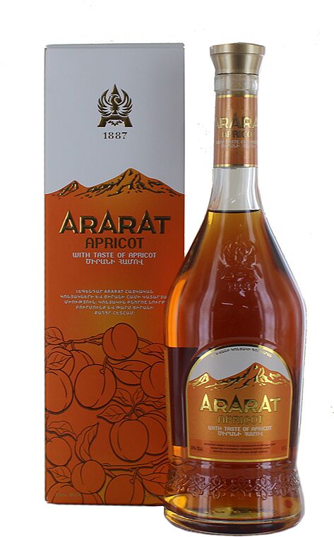 Alcoholic drink "Ararat Apricot" 0.7l