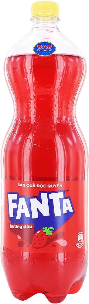 Освежающий газированный напиток со вкусом клубники "Fanta Huong Dau" 1.5л