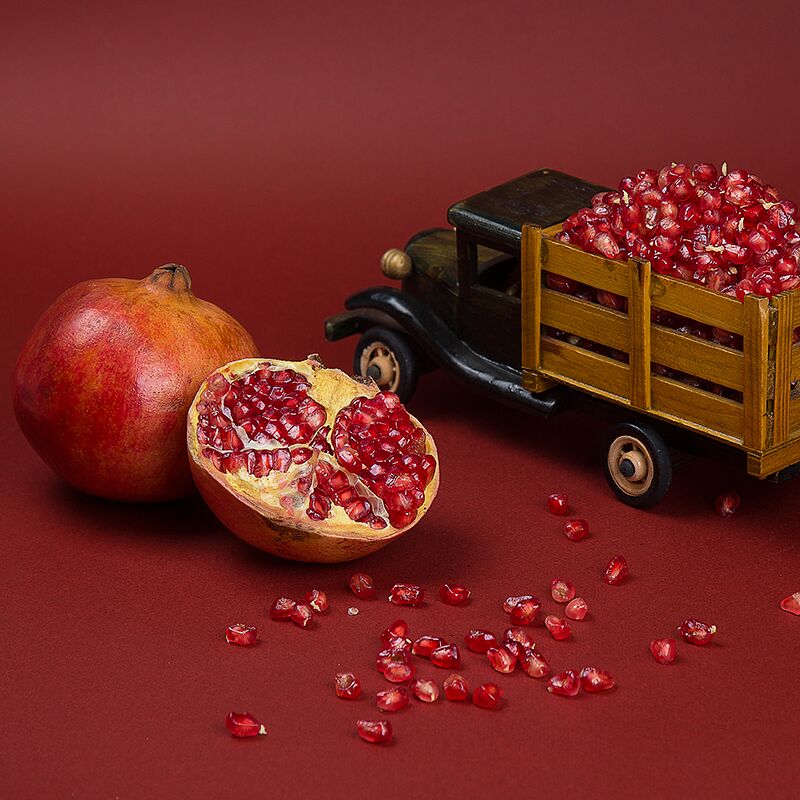 Seedless pomegranate