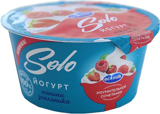 Yoghurt with strawberry & raspberry 
