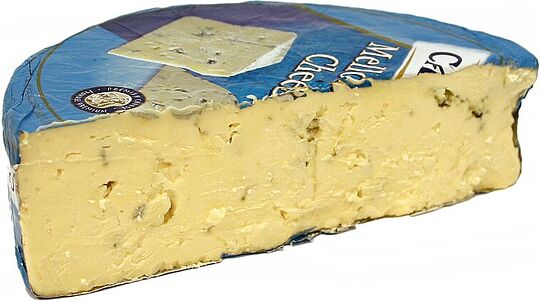 Сыр с плесенью  