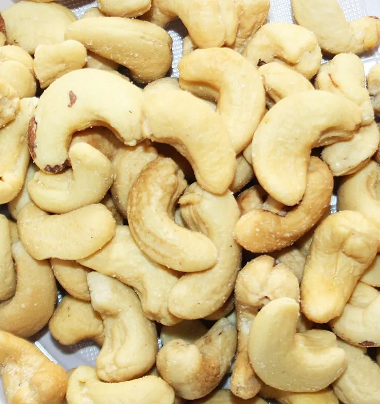 Salty roasted cashews "Akrodria"