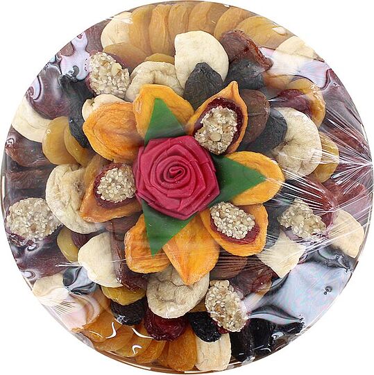 Assorted dried fruits