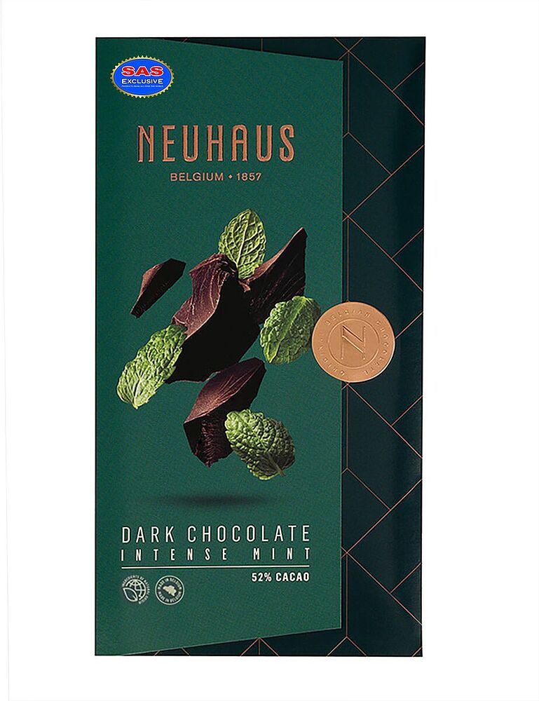 Dark chocolate bar with mint 